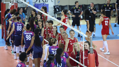 Türkiye kadın milli voleybol takımı Fransa’yı hazırlık maçında devirdi