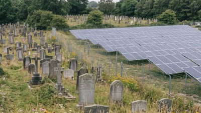 Mezarlık arazisi güneş enerjisi santraline dönüştürüldü