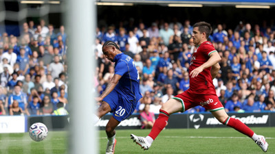 Chelsea'nin 3-1'lik galibiyetine damga vuran protesto: Taraftarlar yuhaladı