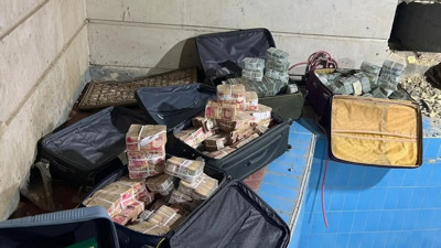 Irak’ta dev yolsuzluk operasyonu: 20 milyon dolar ve 60 kilo altın ele geçirildi