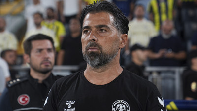 İlhan Palut'tan Fenerbahçe mağlubiyeti sonrası hakem tepkisi: 'Yüzde 100 faul'