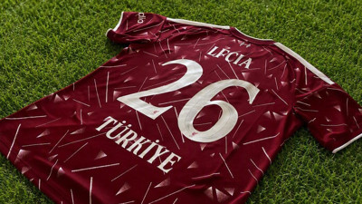 Liverpool Türkiye'de ilk kez futbol akademisi açıyor