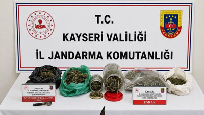 Kayseri Yahyalı’da uyuşturucu operasyonu: 1 kilo 200 gram esrar ele geçirildi
