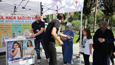 Bayburt'ta Halk Sağlığı Haftası'nda e-Nabız taraması