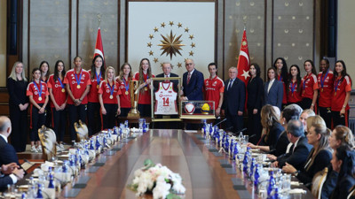 Erdoğan, Filenin Sultanları'nı Külliye'de ağırladı