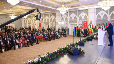Ersoy: İslamofobiye karşı en güçlü araçlardan biri dil ve kültürdür