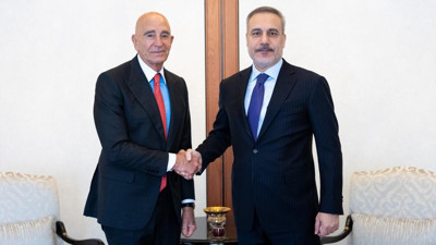 Hakan Fidan, Tom Barrack ve Darrell Issa ile görüştü