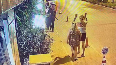 Oyuncak tüfekle sokakta dolaştı: Gözaltına alındı