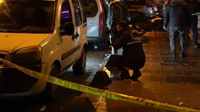 Sancaktepe’de otomobile silahlı saldırı: Sürücü hayatını kaybetti