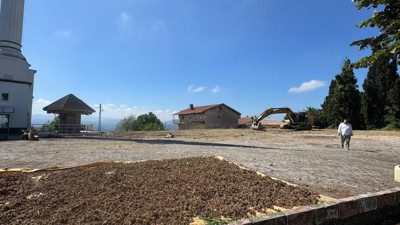Zonguldak'ta 7 yıl önce kapatılan okul binası yıkıldı