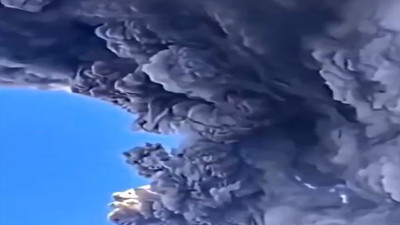 Japonya’daki Sakurajima Yanardağı yeniden patladı