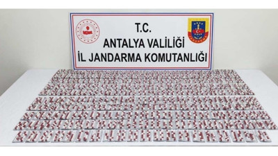 Manavgat’ta zehir tacirlerine darbe: Evden 3 bin sentetik hap çıktı