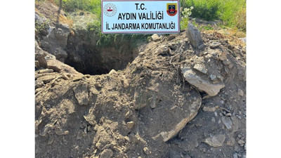 Tarlada kaçak kazıya jandarma baskını: 5 kişi suçüstü yakalandı