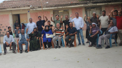 40 yıl sonra öğrencileriyle buluştu