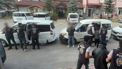 Milyonluk para trafiği siber ekiplere takıldı: Sivas'ta bahis operasyonu