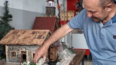 Erzincanlı emeklinin minyatür ev sevdası