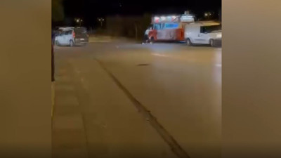 Gözü dönmüş müşteri kaldırım taşıyla saldırdı: Talihsiz köfteciden acı haber