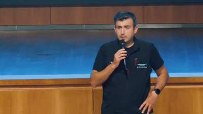 Selçuk Bayraktar, Baykar'da lisansüstü öğrencileriyle buluştu