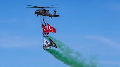Rüzgarı dize getirdiler: Nefesler tutuldu, gözler gökyüzüne çevrildi