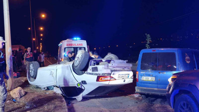 Kazada takla atan otomobil 2 tır sürücüsünün üzerine uçtu: 6 yaralı