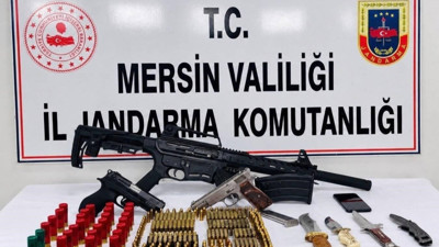 Mersin'de şüpheli adrese operasyon: Silahlar ve yüzlerce fişek bulundu