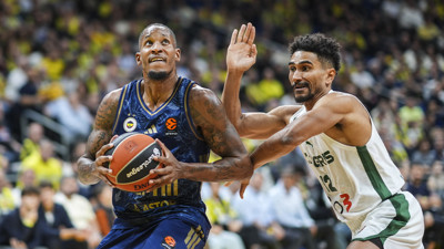 Fenerbahçe EuroLeague'de çift maç haftasına farklı galibiyetle başladı