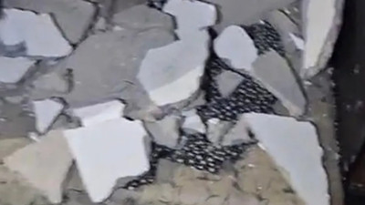 Evin tavanı çöktü: Yaşlı kadın görme kaybı yaşadı