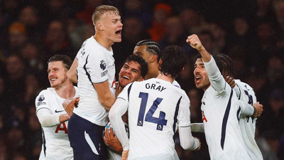 Tottenham Chelsea'yi 2-0 mağlup ederek Stamford Bridge'te 8 yıl sonra kazandı