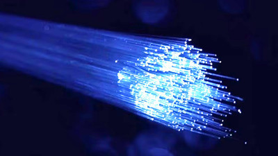 Çin'de tek fiber kablo üzerinden 3,2 petabit veri aktarıldı