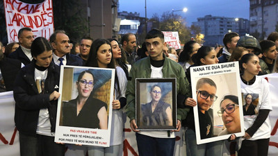 Kosova'da kadın cinayetlerine karşı protesto düzenlendi