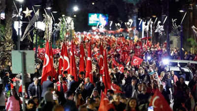 İzmir'de Cumhuriyet'in 103'üncü yılı coşkusu