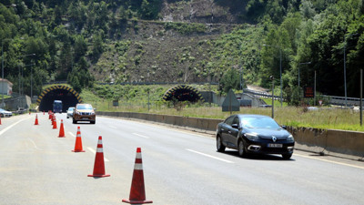 Heyelandan temizlenen Bolu Dağı'nda ulaşım normale döndü