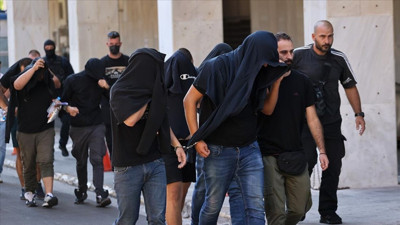 Yunanistan'da 105 taraftar tutuklu yargılanacak