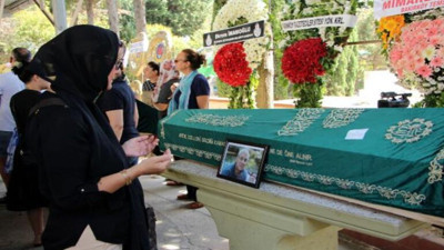 Yaşar Kemal'in manevi oğlu Raşit Gökçeli son yolculuğuna uğurlandı