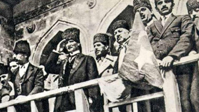 Yunan kazansaydı diyenlerin ağladığı gün. İzmir'in düşman işgalinden kurtuluşunun 101'inci yıl dönümü kutlu olsun