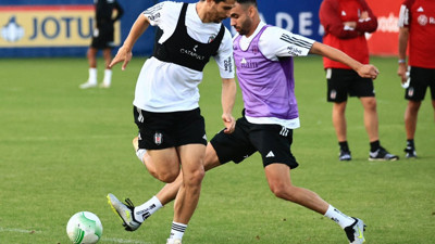 Çebi antrenmanı takip etti. Beşiktaş hazırlıklarını sürdürdü