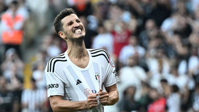 Salih Uçan isyan etti Beşiktaş açıklama yaptı