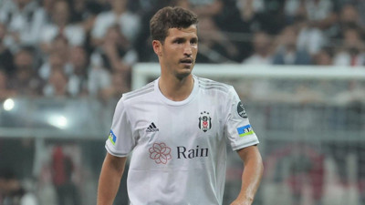 Beşiktaş'tan flaş Salih Uçan açıklaması. Son durumu belli oldu