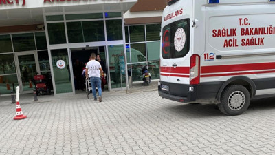Kontrolden çıkan otomobil şarampole devrildi: 2 yaralı (12 Ekim 2023)