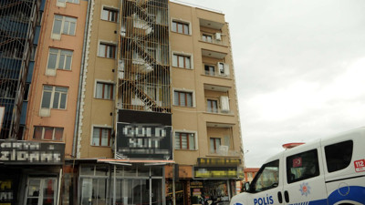 Kayseri'deki dairesinde ölü bulundu