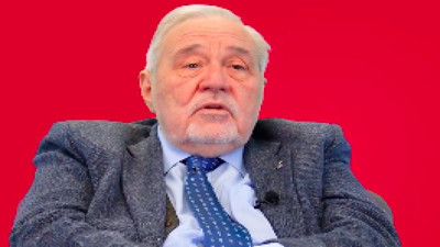 İlber Ortaylı yılbaşı gecesi neler yaptığını anlattı, izleyenleri güldürdü
