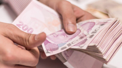 SSK ve Bağ-Kur'lular için Erdoğan'ın masasında 3 formüllü zam var. Yandaş Gazete inanmayarak yazdı