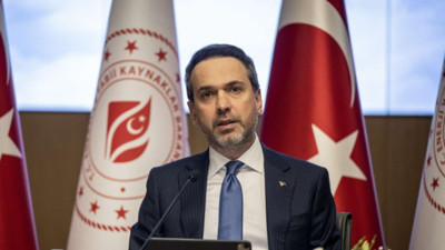 Bayraktar: 2023 yılı yenilenebilirin oldu