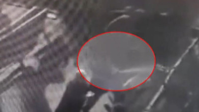 Çağlayan'da teröristin polise biber gazı sıktığı anların görüntüsü ortaya çıktı