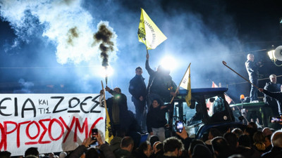 Yunanistan’da çiftçiler sokağa indi