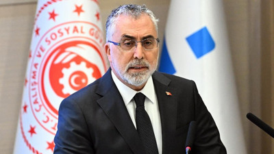 Bakan Işıkhan açıkladı: Çalışma saatleri kısalacak mı?
