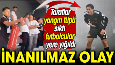 Taraftar yangın tüpü sıktı futbolcular yere yığıldı. Lig maçında ortalık karıştı!