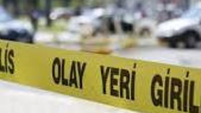Eşine kızdı arabasını yaktı