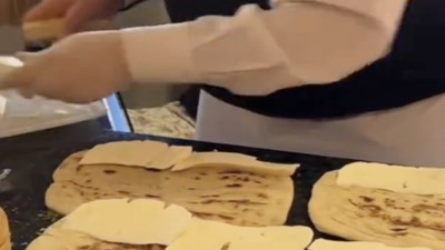 Ekmek arası dondurma yediniz mi?