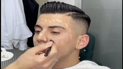 Gelinlerden sonra damatların da makyaj yaptırması viral oldu